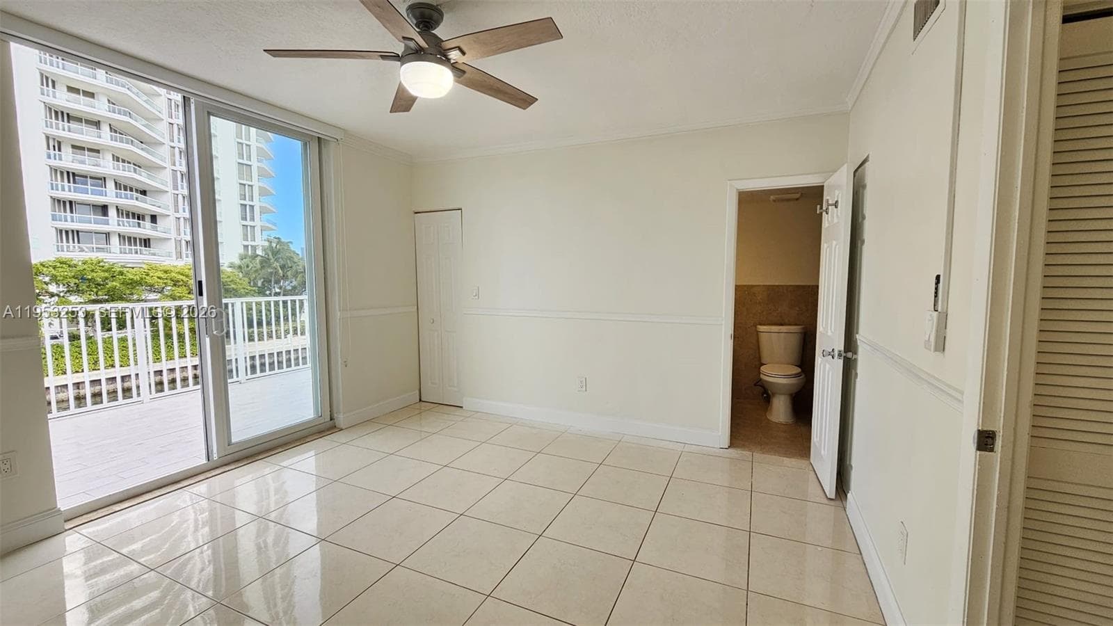 SANDPIPER CONDO · #32 in North Miami Beach - Photo 18