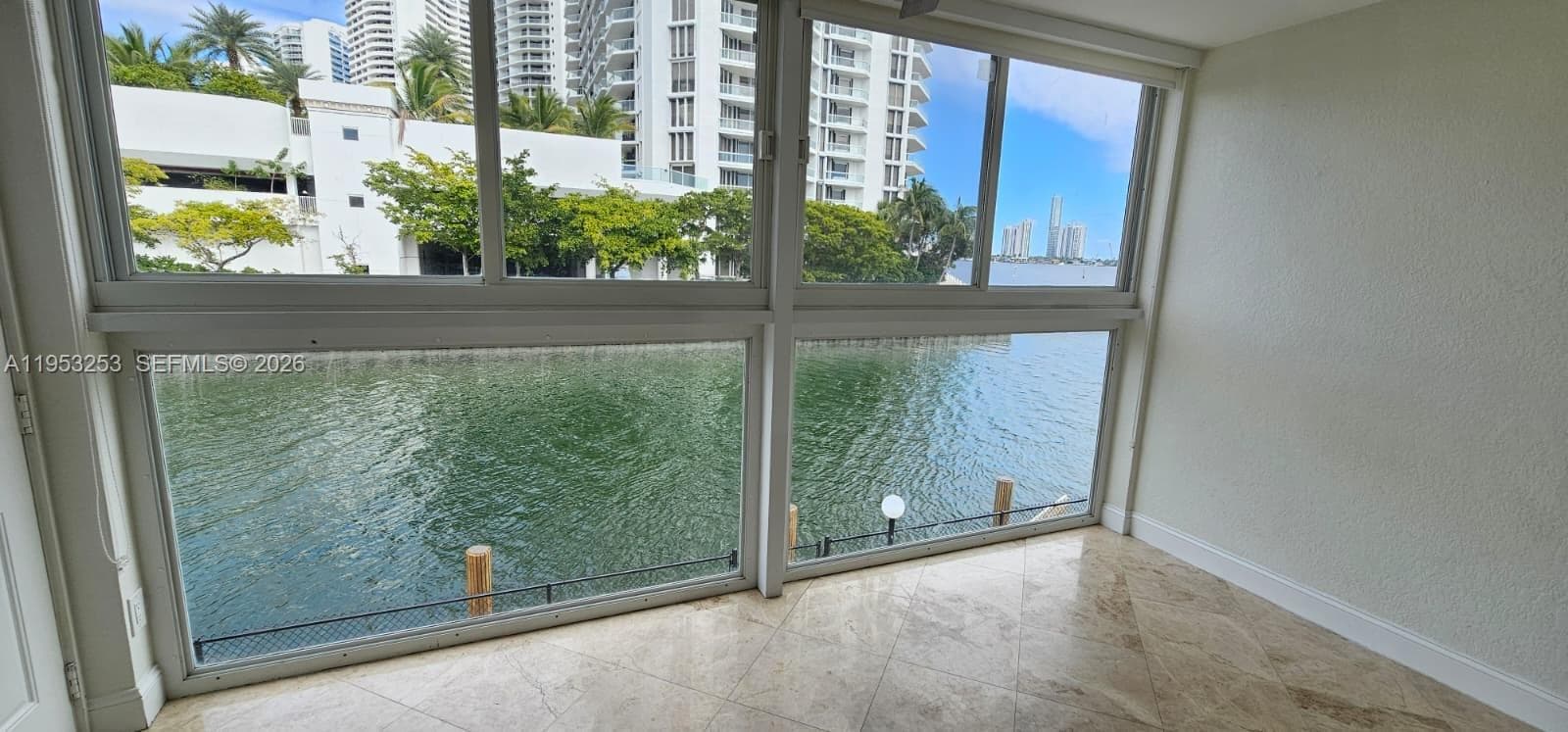 SANDPIPER CONDO · #32 in North Miami Beach - Photo 11