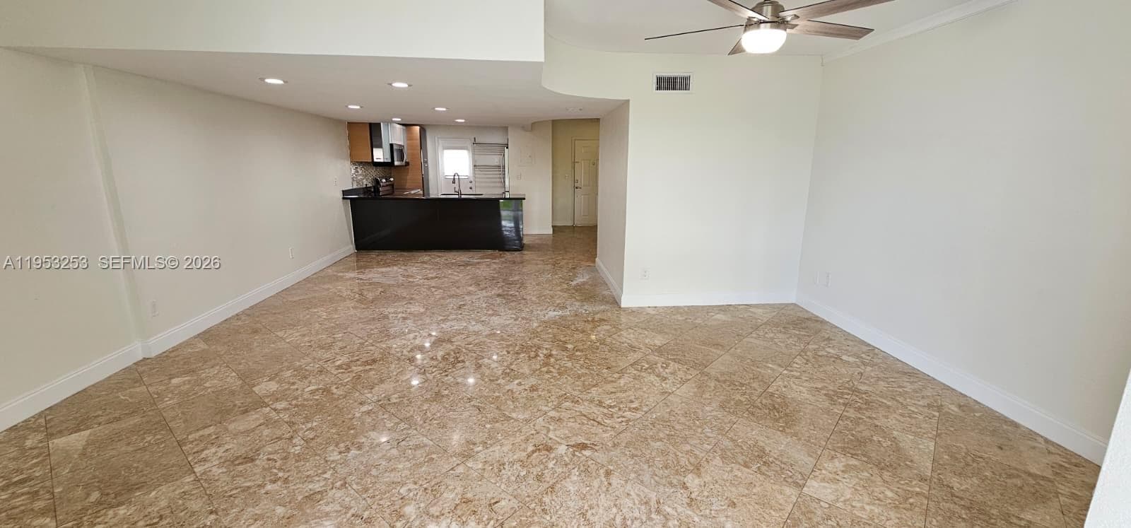 SANDPIPER CONDO · #32 in North Miami Beach - Photo 8