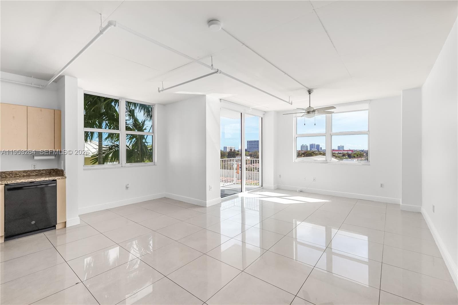 MIDTOWN LOFTS CONDO · #601 in Miami - Photo 2