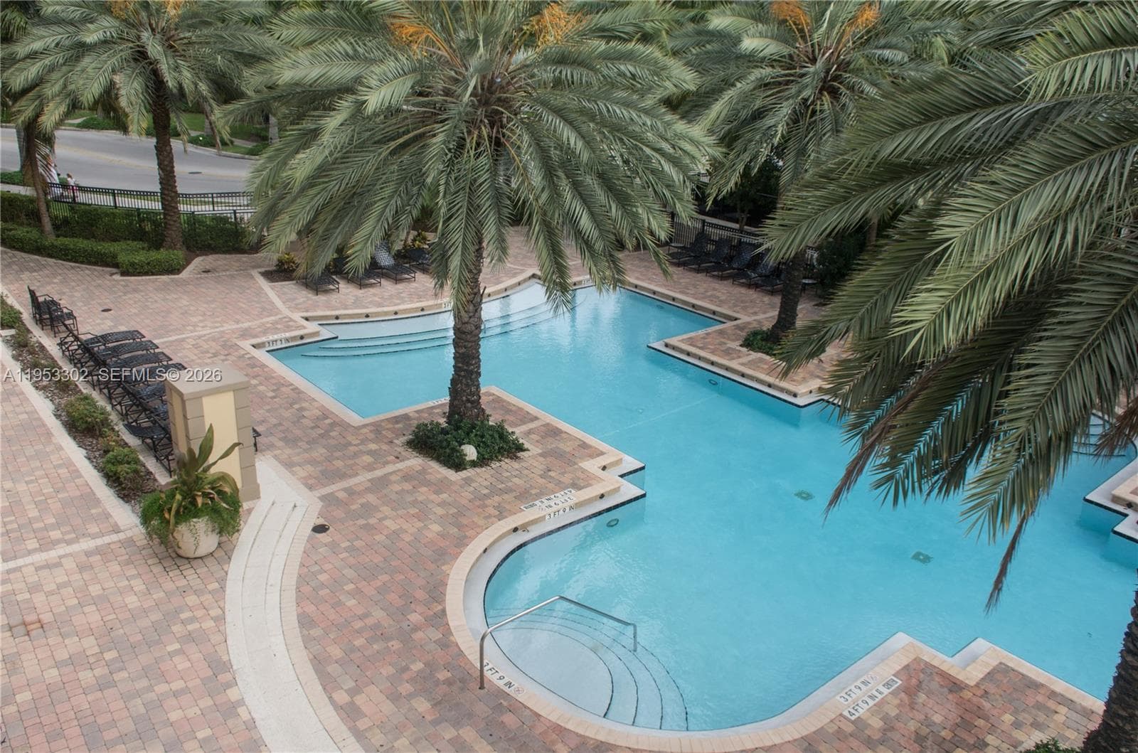 Porto Bellagio · #2119 in Sunny Isles Beach - Photo 24