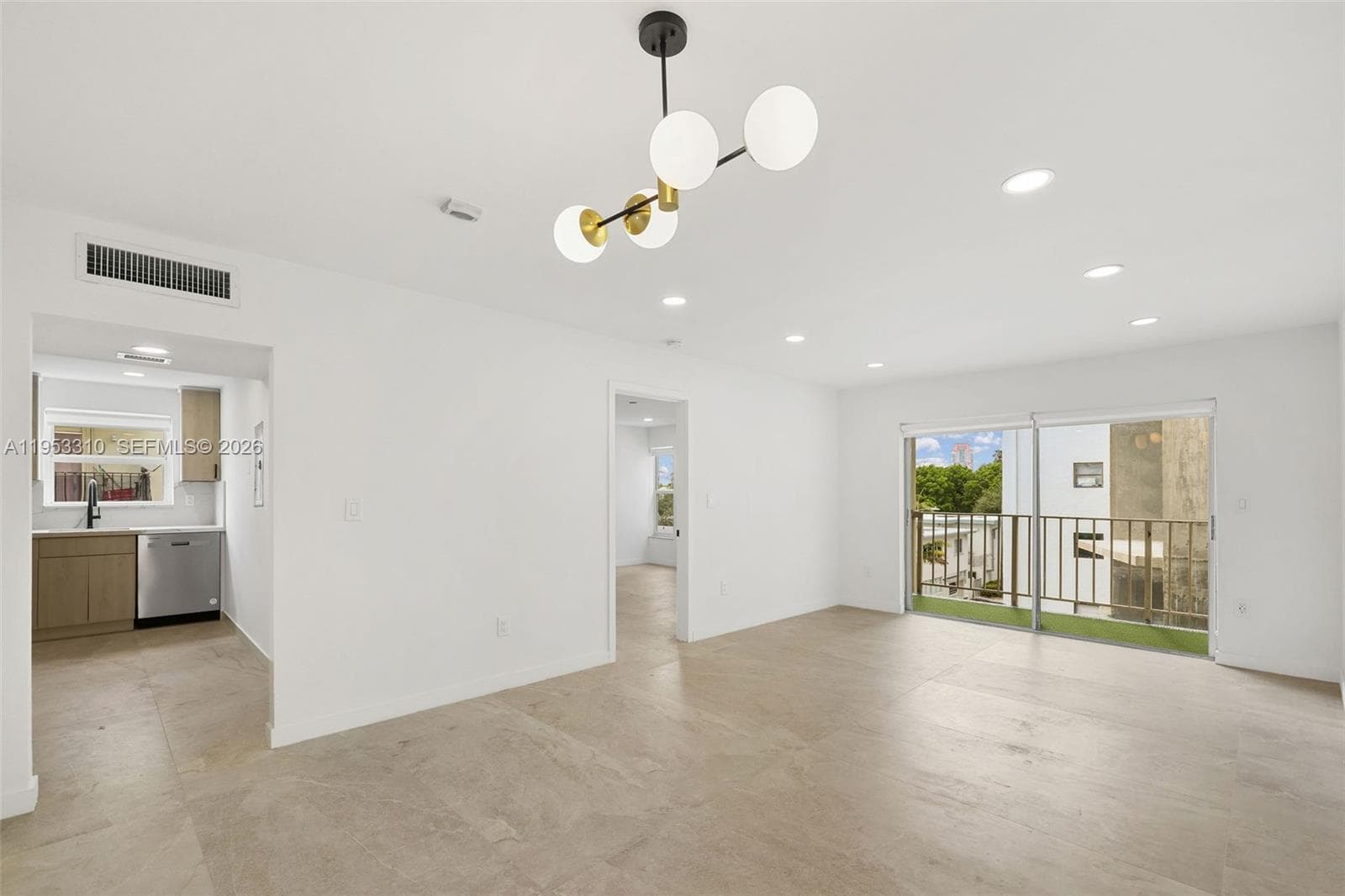 1245 WEST AVE CONDO · #404 in Miami Beach - Photo 4