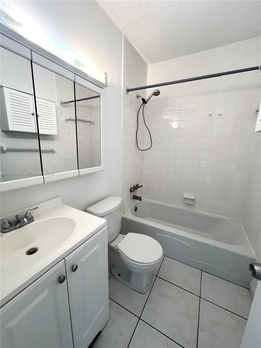 NO BAY WHITE HOUSE NO 1 C · #A305 in North Bay Village - Photo 17