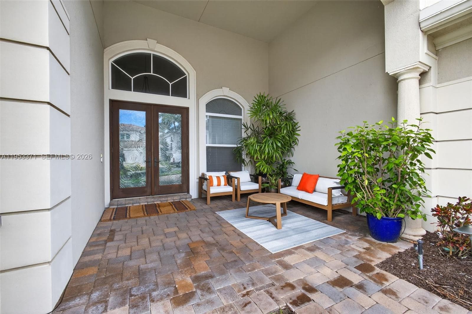 307 Charroux Dr photo 3