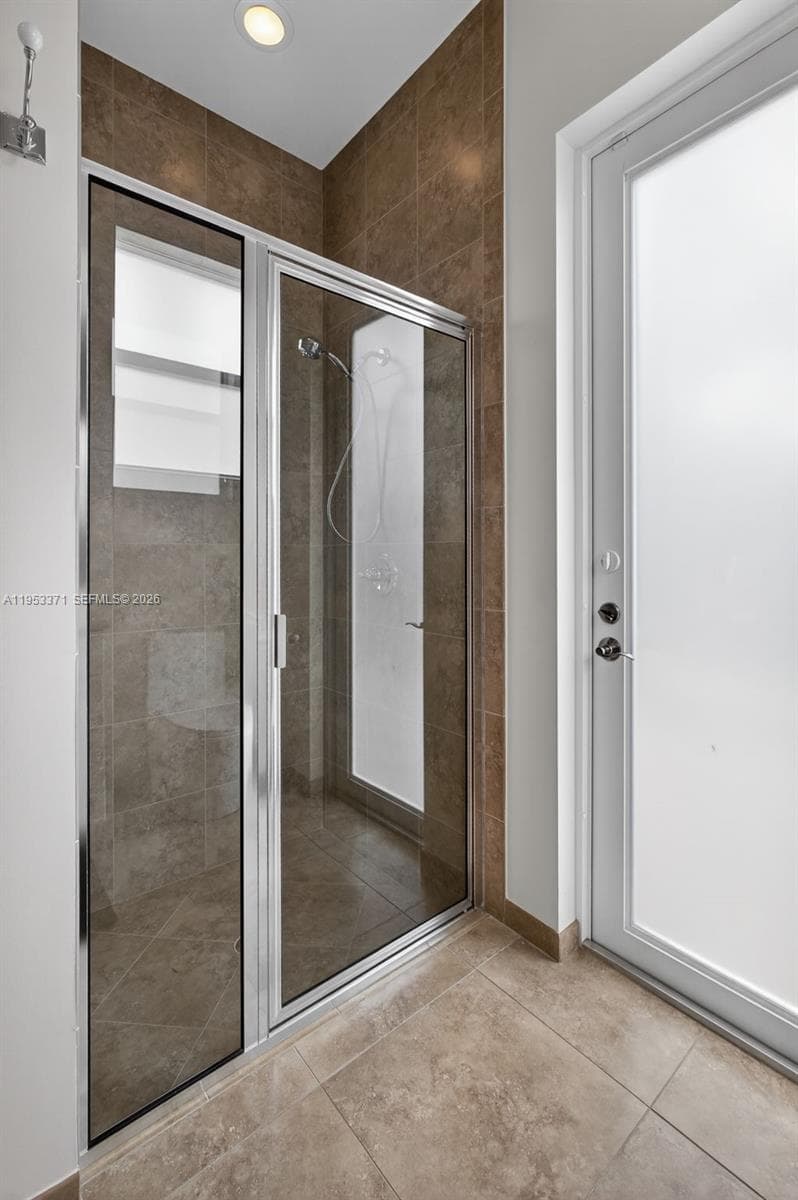 307 Charroux Dr photo 35