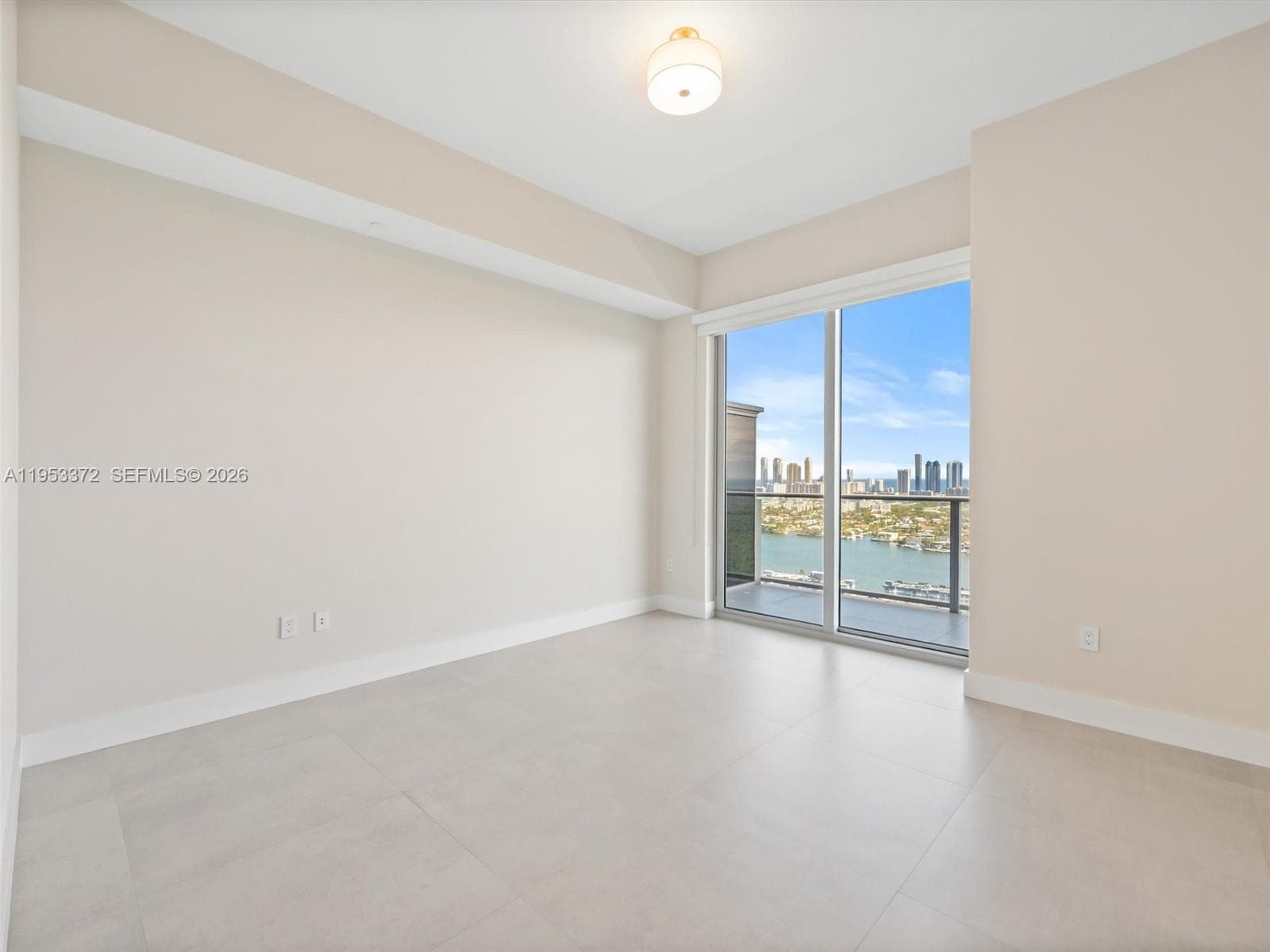 THE HARBOUR SOUTH CONDO · #PH8 in North Miami Beach - Photo 16