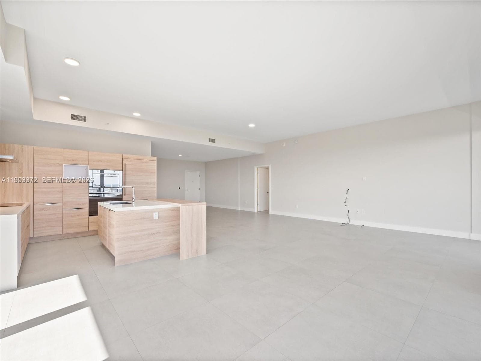 THE HARBOUR SOUTH CONDO · #PH8 in North Miami Beach - Photo 12
