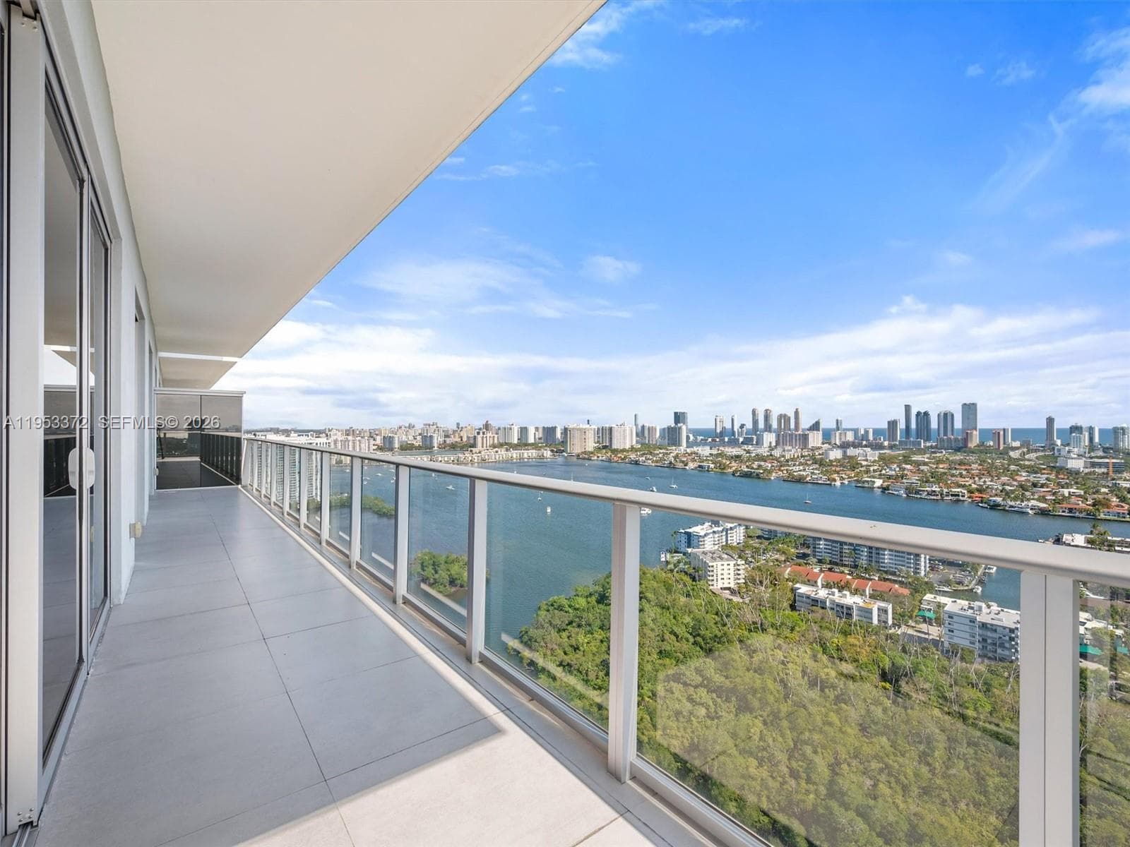 THE HARBOUR SOUTH CONDO · #PH8 in North Miami Beach - Photo 26