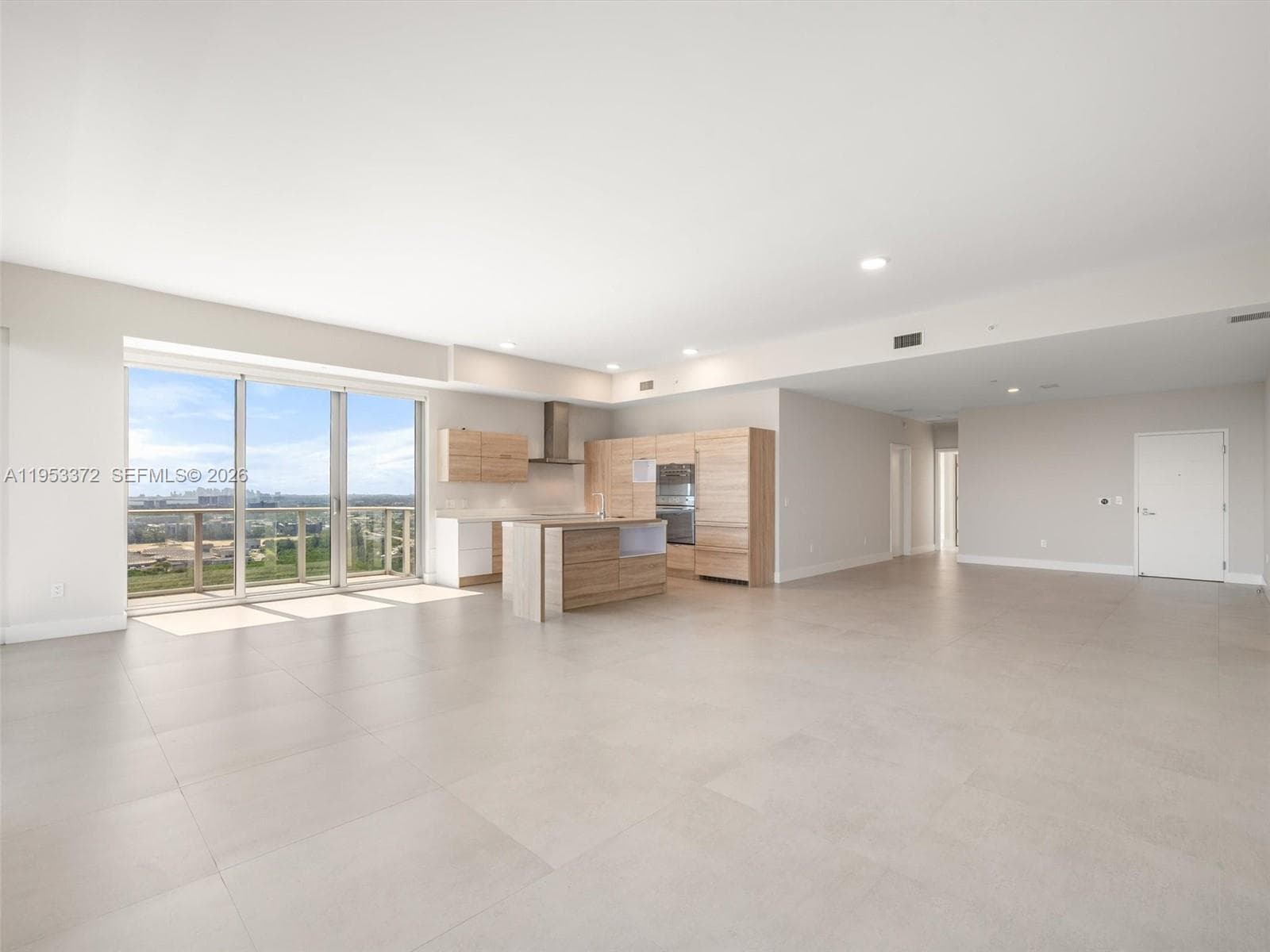 THE HARBOUR SOUTH CONDO · #PH8 in North Miami Beach - Photo 9