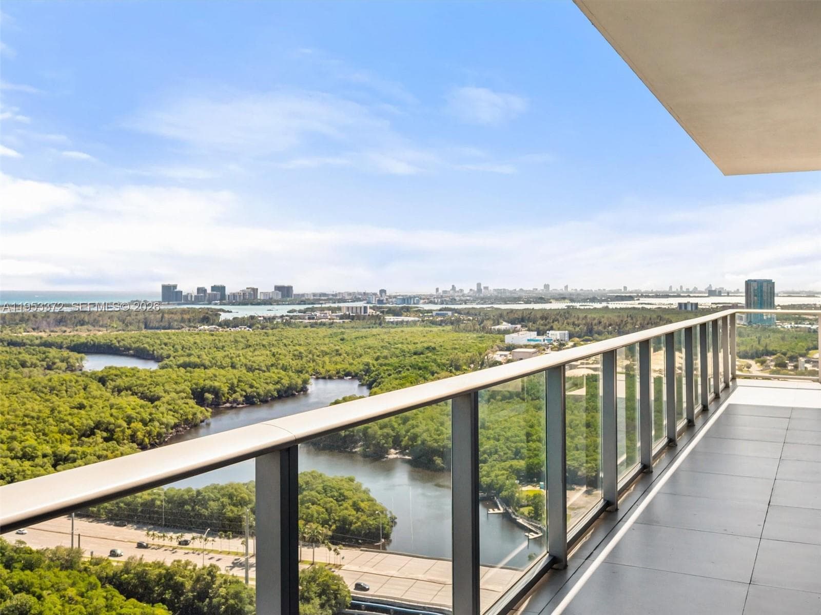 THE HARBOUR SOUTH CONDO · #PH8 in North Miami Beach - Photo 25