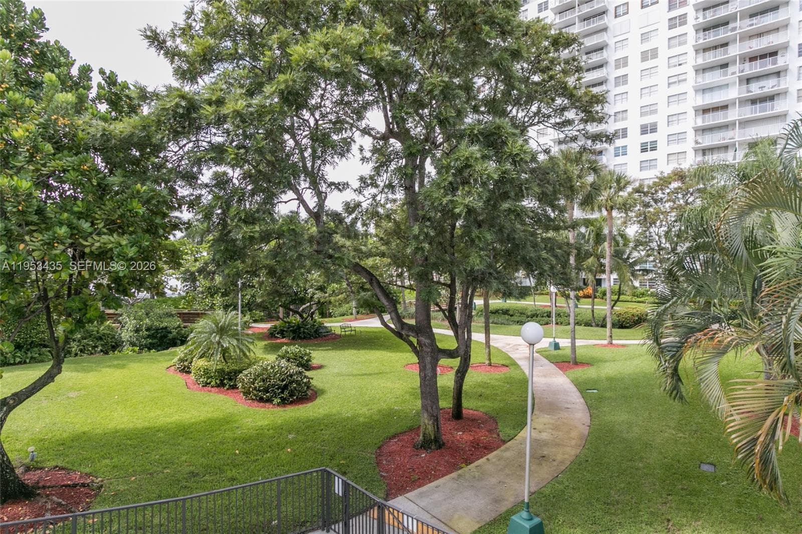 ADMIRALS PORT CONDO WEST · #1512E in Aventura - Photo 26