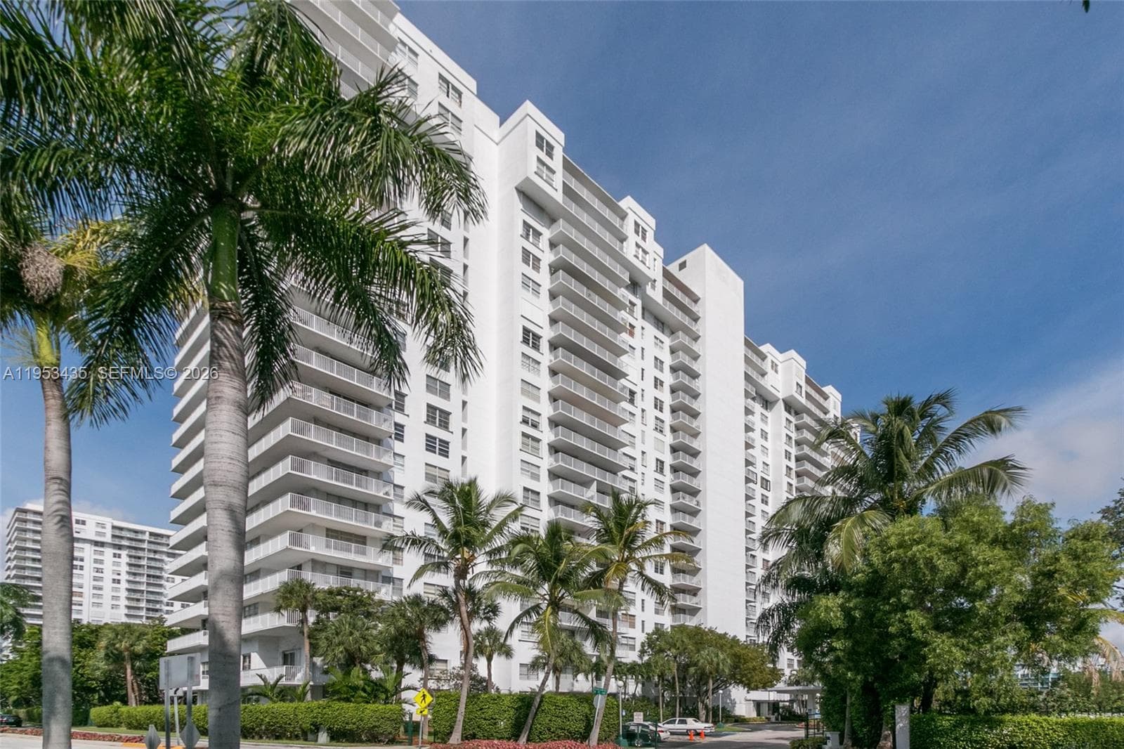 ADMIRALS PORT CONDO WEST · #1512E in Aventura - Photo 29