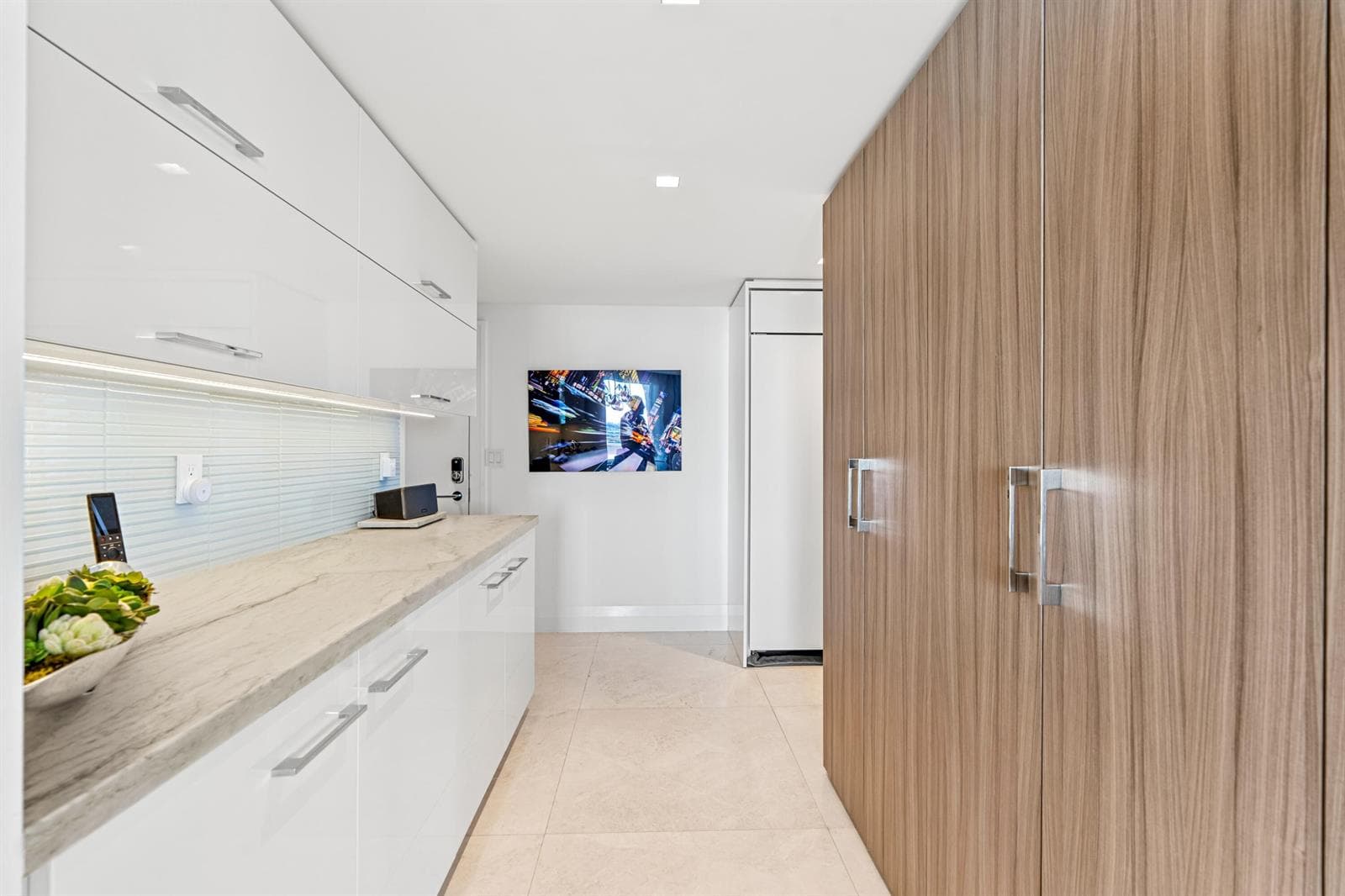 mls_BUTLERS_PANTRY_DT