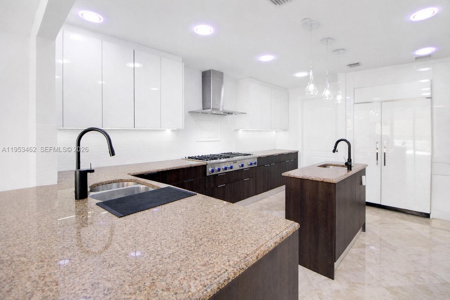 VILLAS OF POSITANO CONDO · #4C in Hollywood - Photo 18