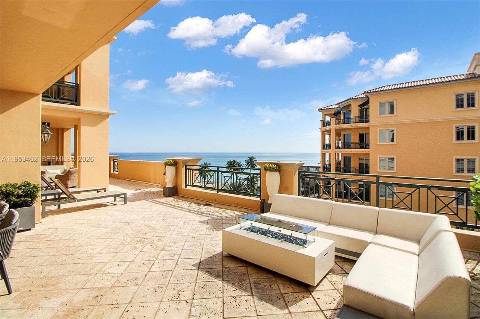 VILLAS OF POSITANO CONDO · #4C in Hollywood - Photo 48