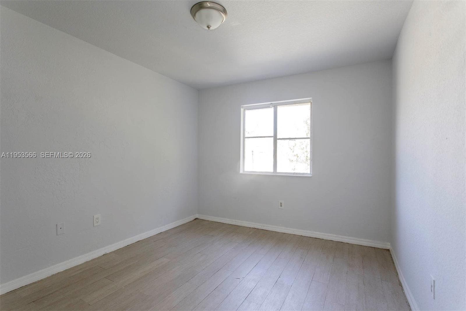 1518 SE 31 Ct photo 23