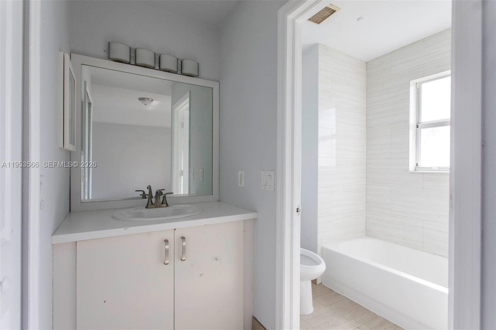 1518 SE 31 Ct photo 17