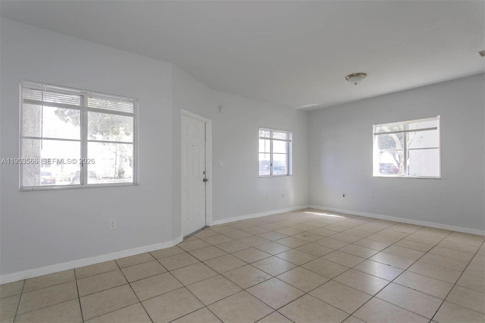 1518 SE 31 Ct photo 7