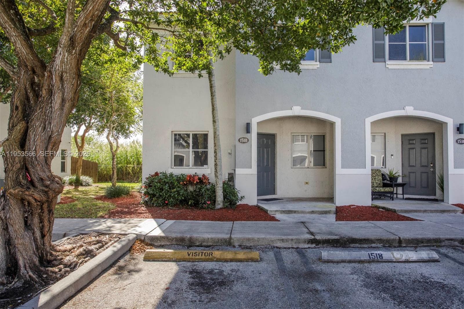 1518 SE 31 Ct photo 1