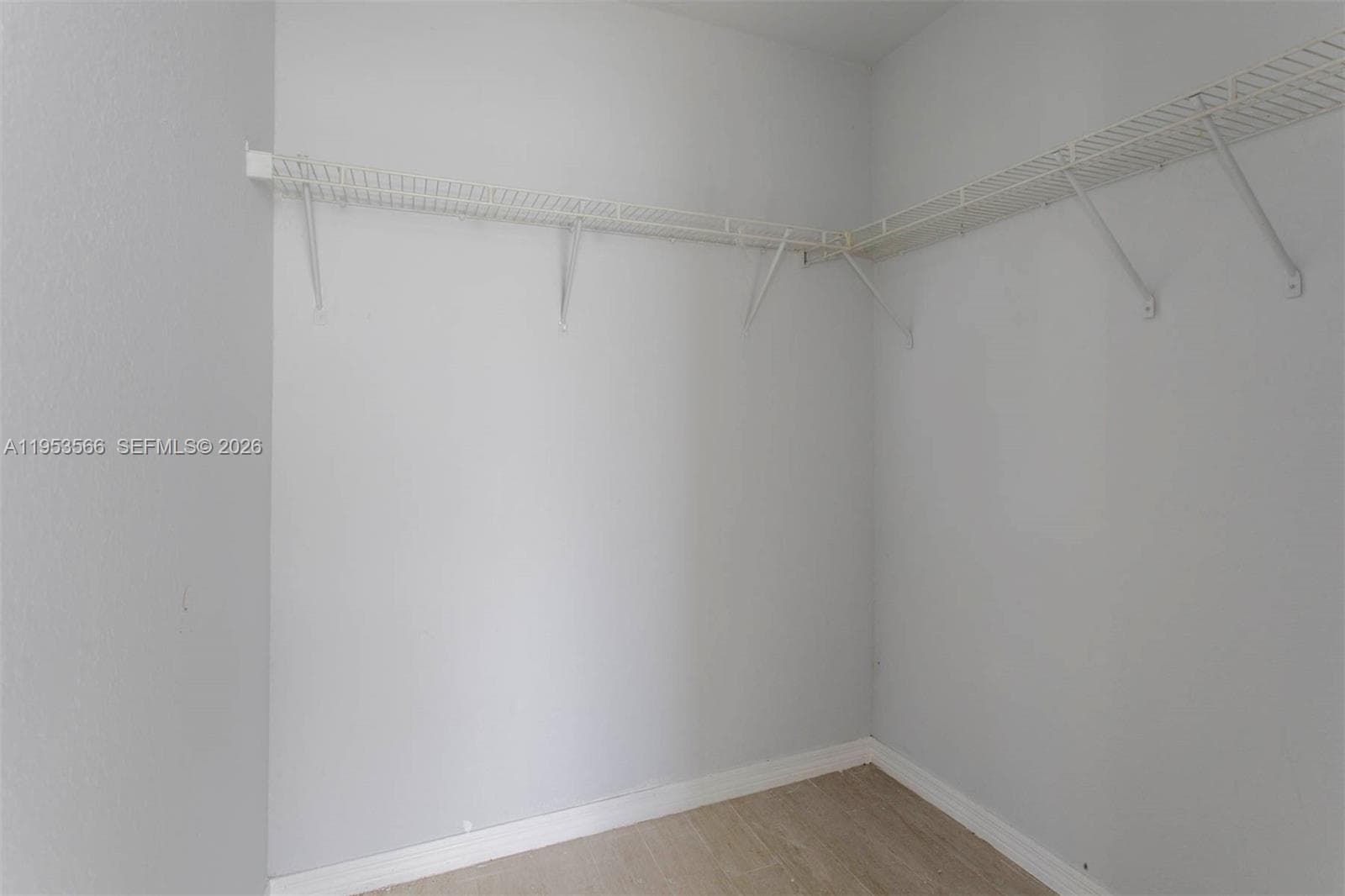1518 SE 31 Ct photo 18