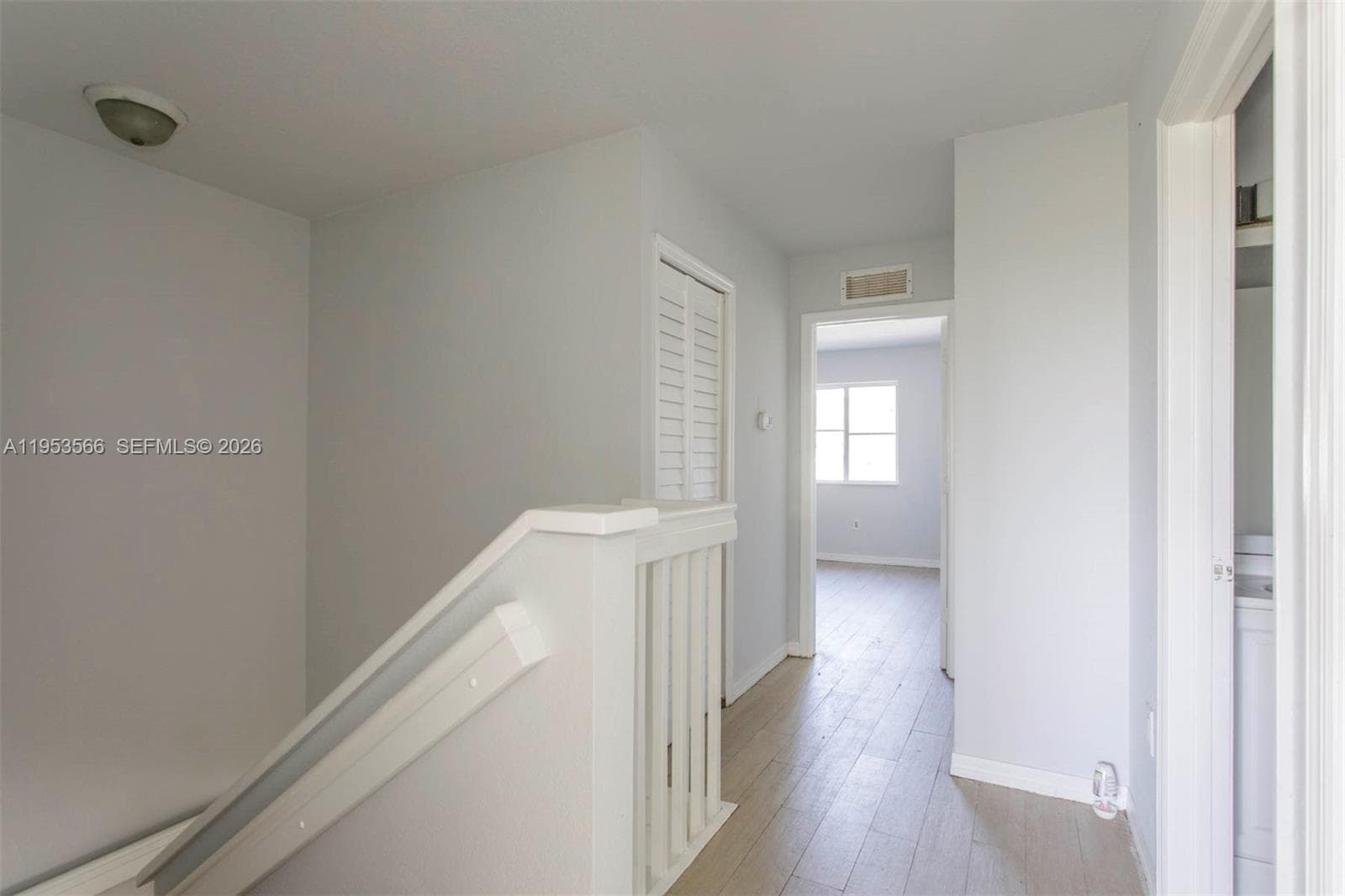 1518 SE 31 Ct photo 19