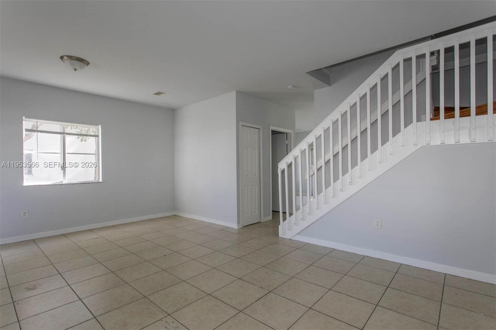 1518 SE 31 Ct photo 8
