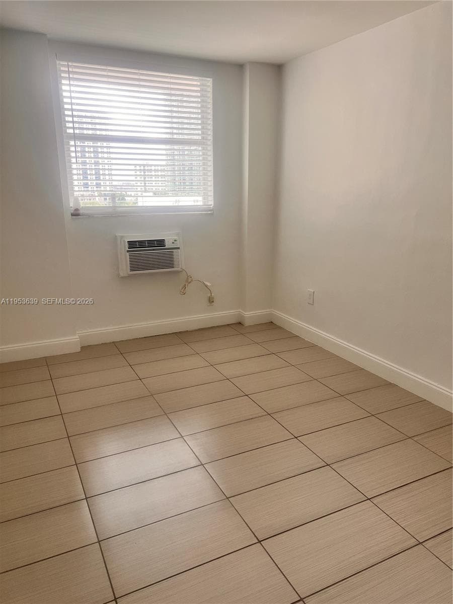 LINCOLN TOWERS CONDO · #B902 in Miami Beach - Photo 6
