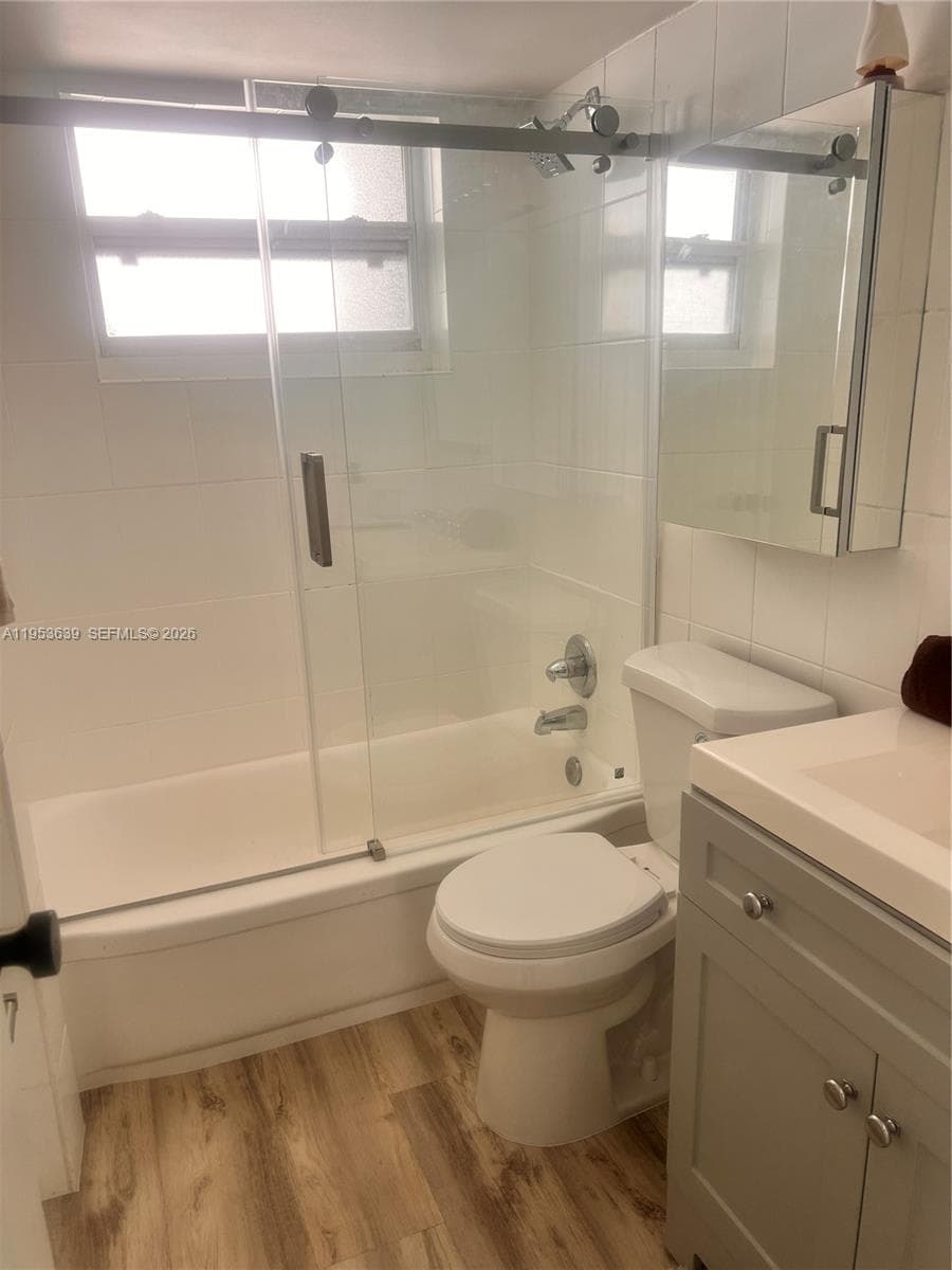 LINCOLN TOWERS CONDO · #B902 in Miami Beach - Photo 12