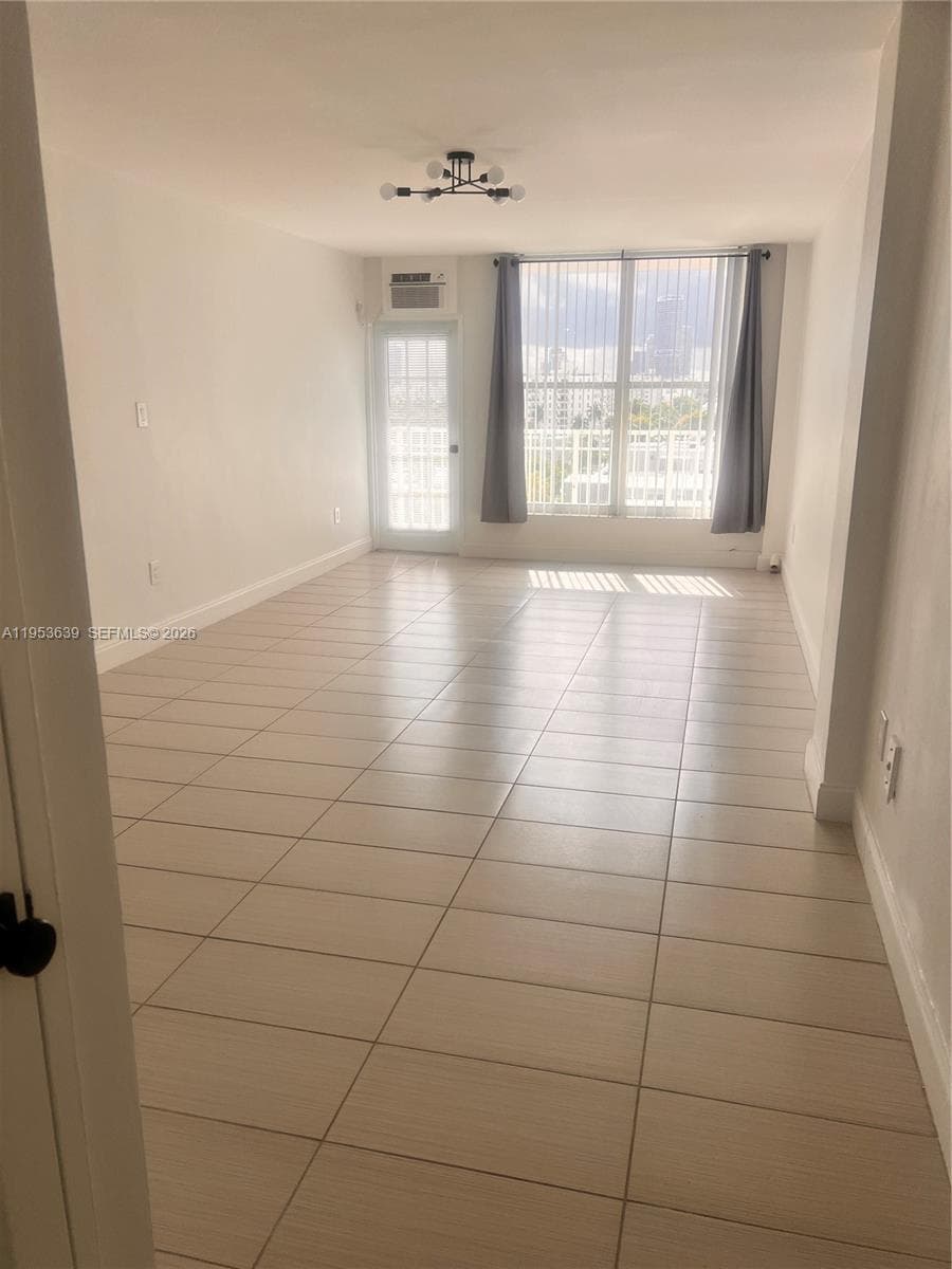 LINCOLN TOWERS CONDO · #B902 in Miami Beach - Photo 3