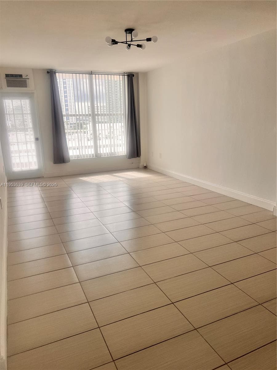 LINCOLN TOWERS CONDO · #B902 in Miami Beach - Photo 4