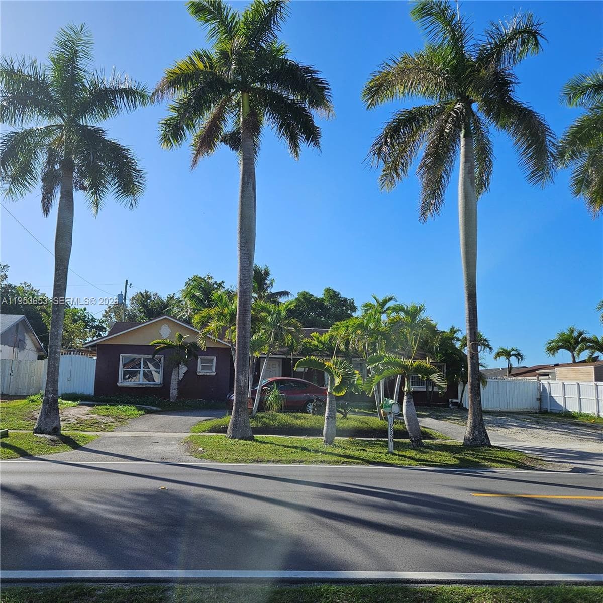 10830 SW 160th St photo 2