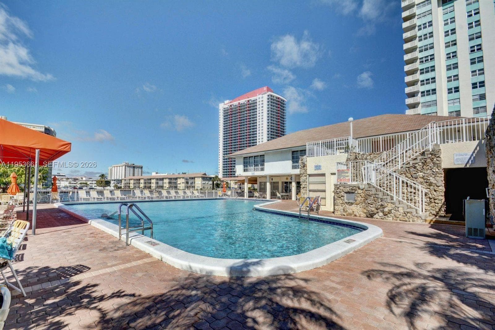 PLAZA TOWERS SOUTH · #410 in Hallandale Beach - Photo 17