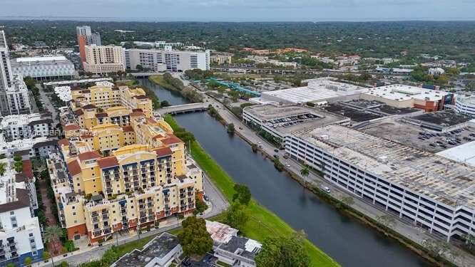 COLONNADE AT DADELAND · #104 in Miami - Photo 35