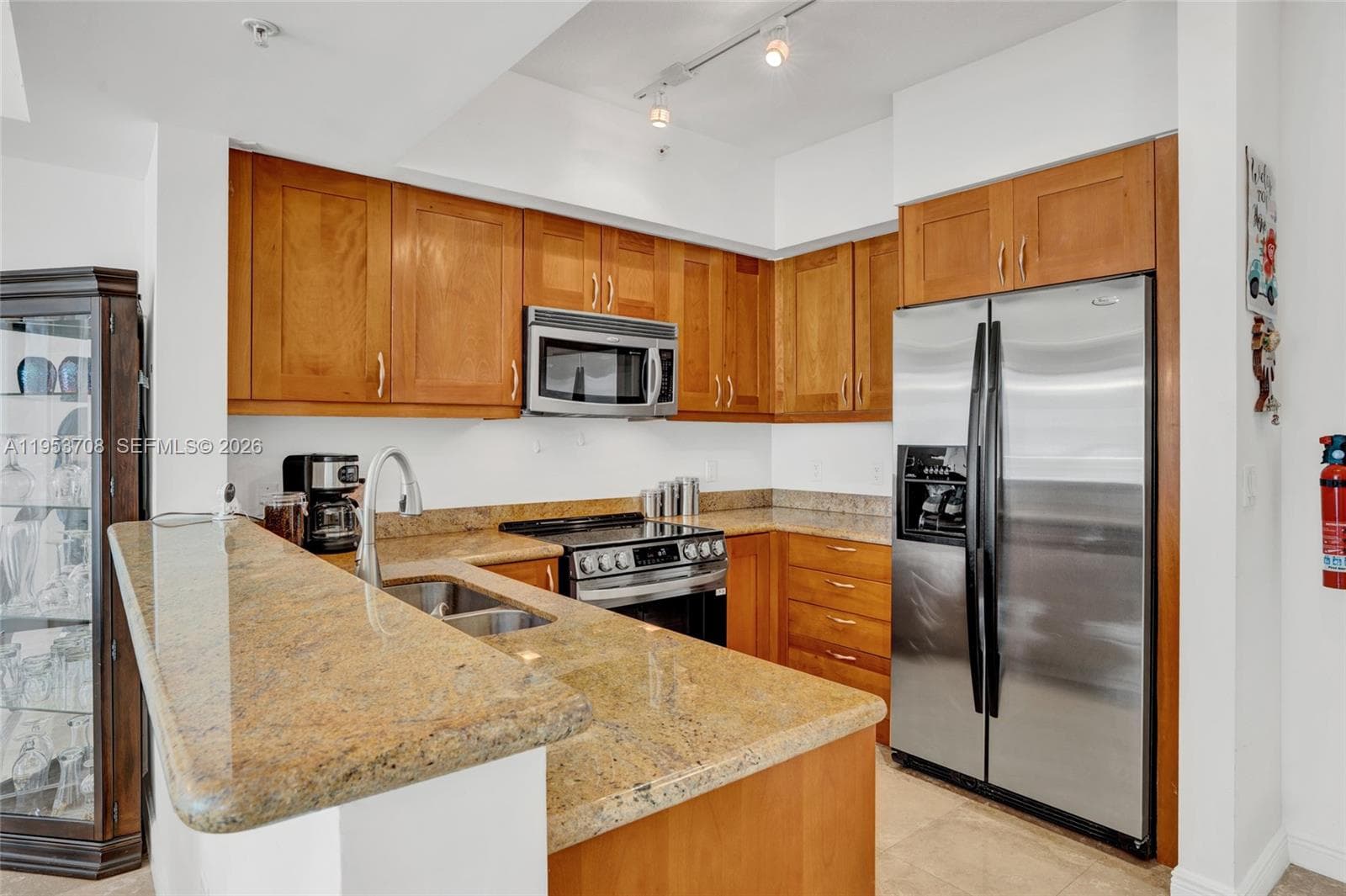 DUO CONDOMINIUM EAST · #1208E in Hallandale Beach - Photo 6