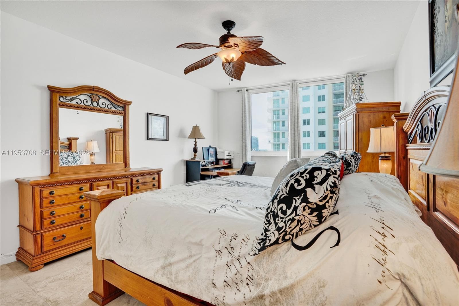 DUO CONDOMINIUM EAST · #1208E in Hallandale Beach - Photo 17