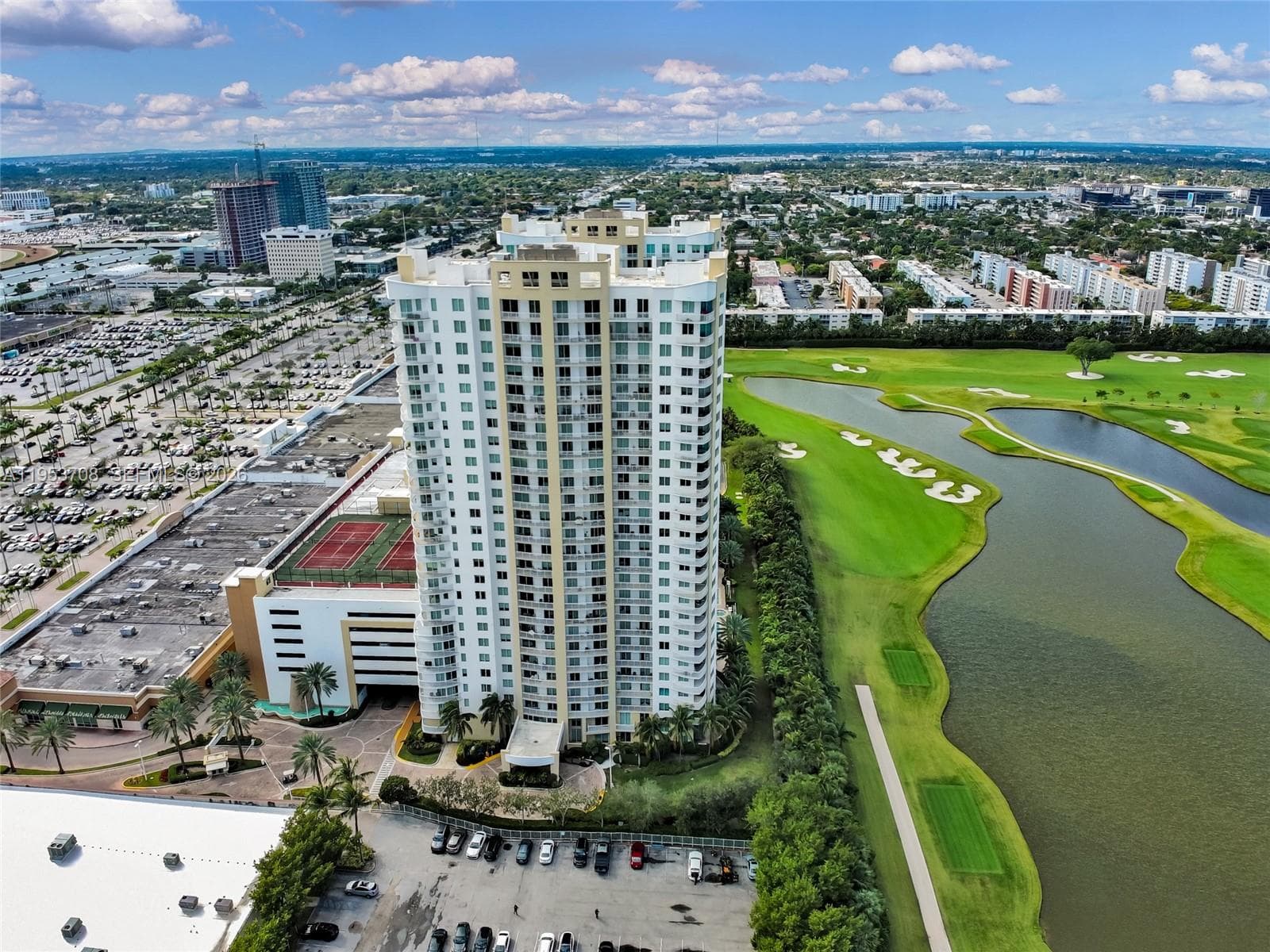 DUO CONDOMINIUM EAST · #1208E in Hallandale Beach - Photo 28
