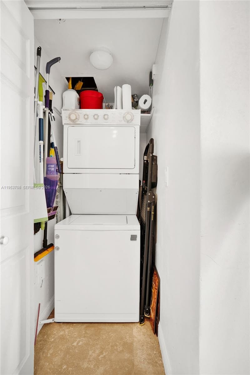 DUO CONDOMINIUM EAST · #1208E in Hallandale Beach - Photo 14