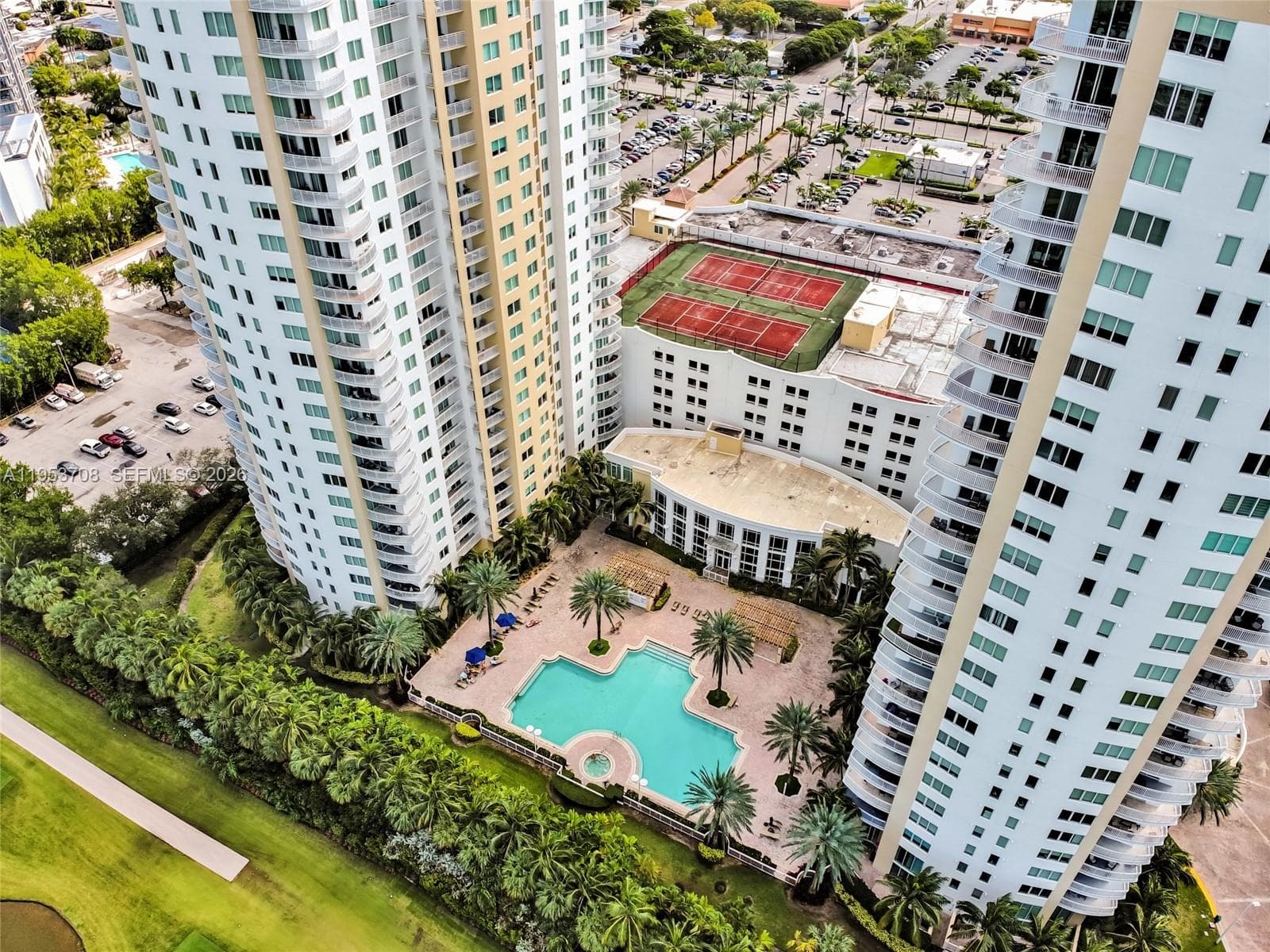 DUO CONDOMINIUM EAST · #1208E in Hallandale Beach - Photo 37