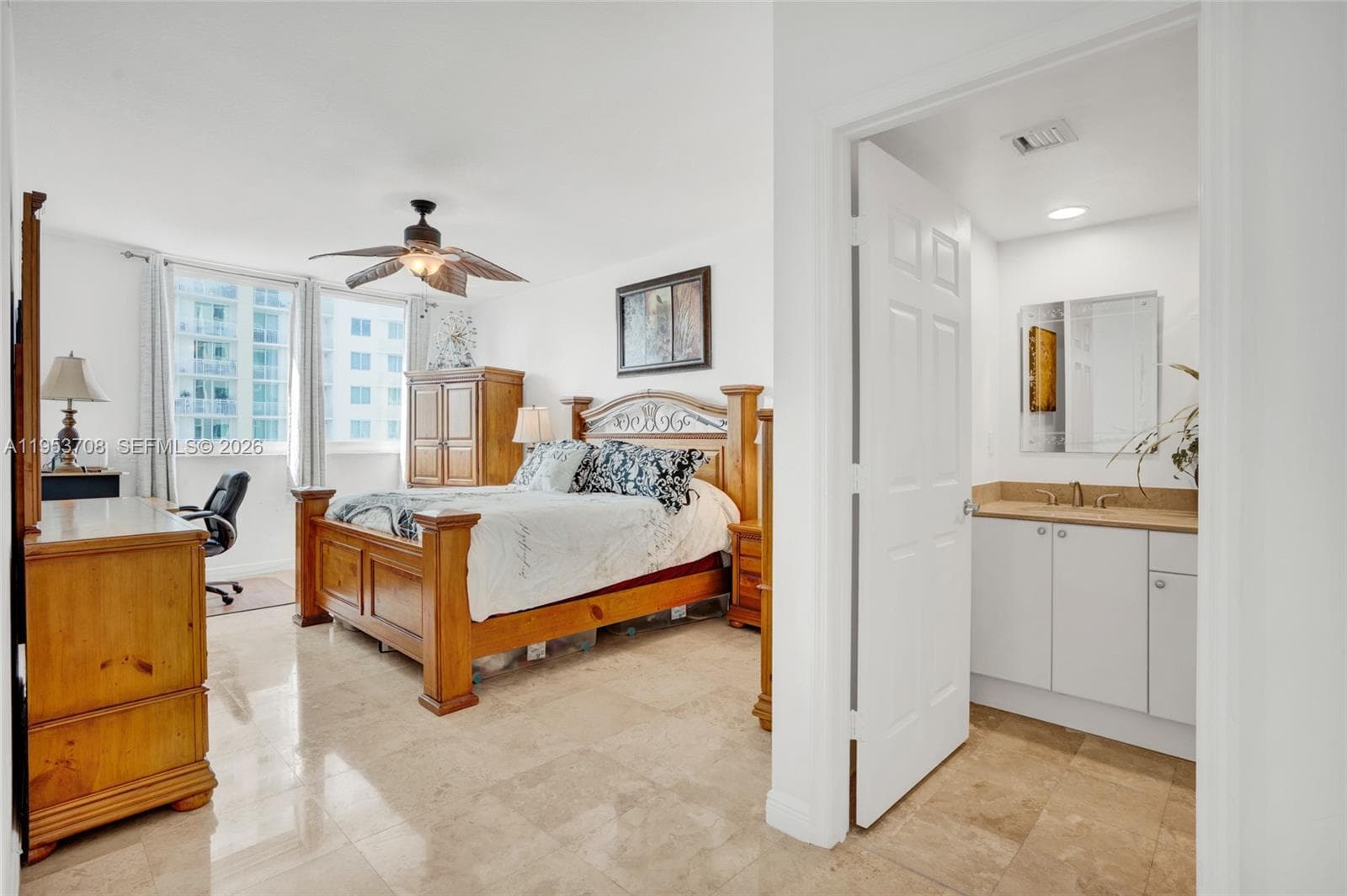 DUO CONDOMINIUM EAST · #1208E in Hallandale Beach - Photo 15