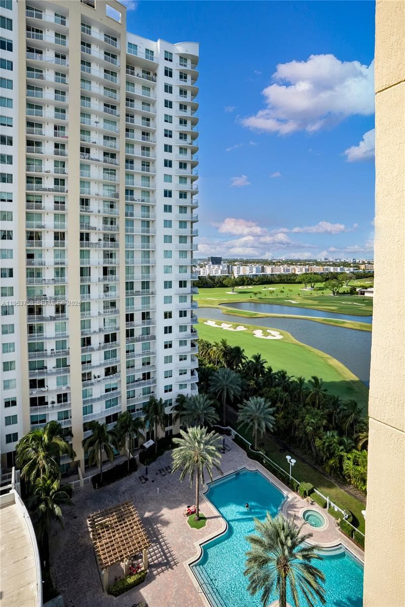 DUO CONDOMINIUM EAST · #1208E in Hallandale Beach - Photo 40