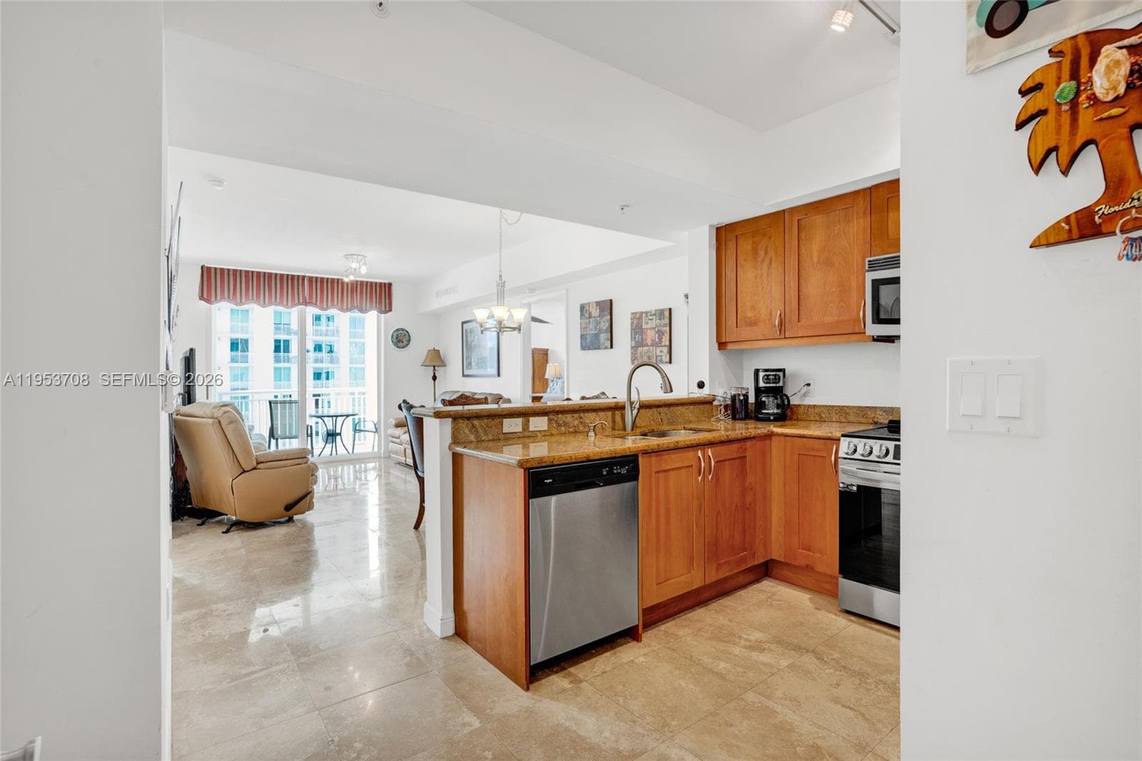 DUO CONDOMINIUM EAST · #1208E in Hallandale Beach - Photo 4