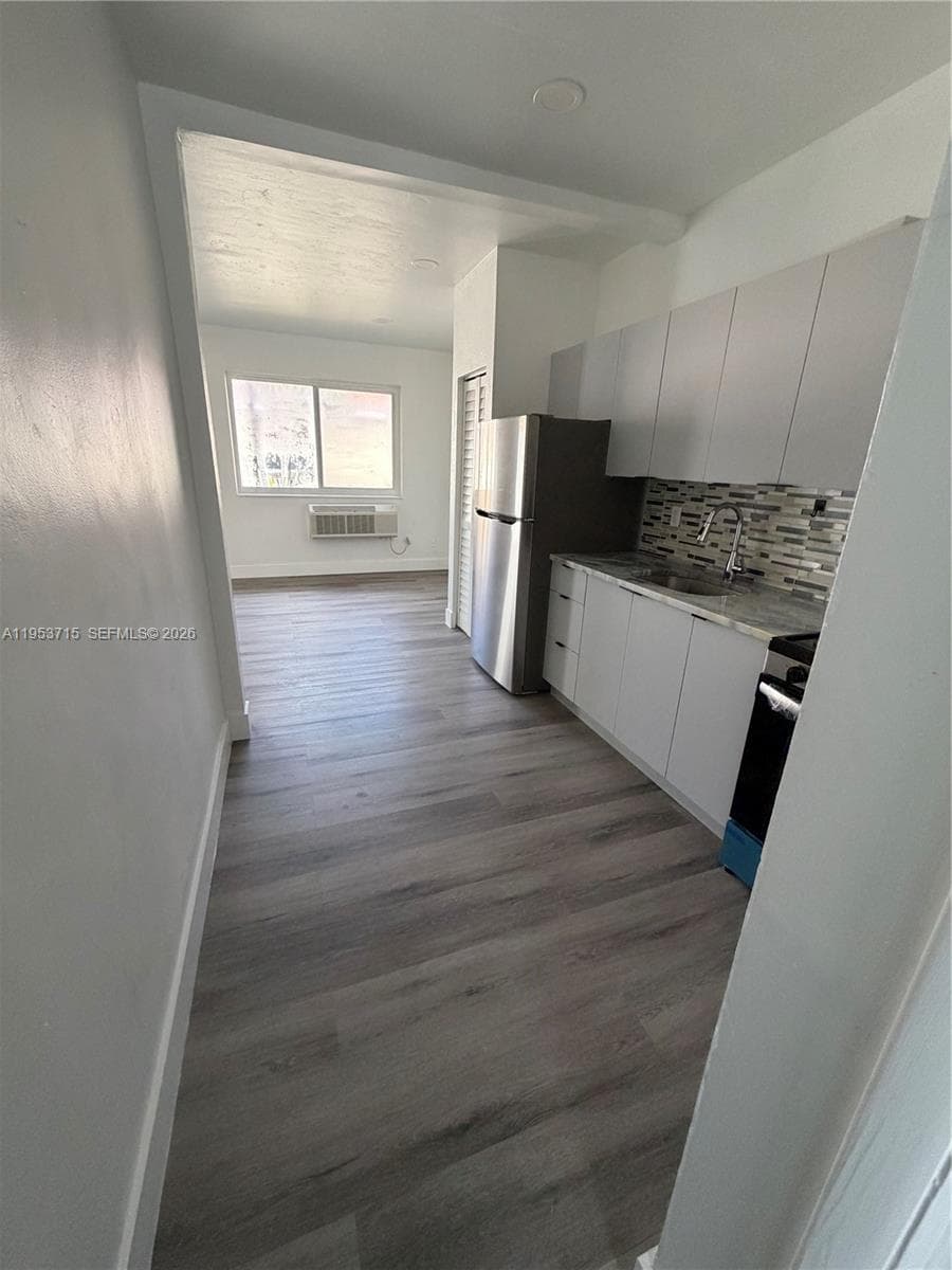 ENCLAVE WATERSIDE VILLAS · #1-5 in Miami Beach - Photo 6