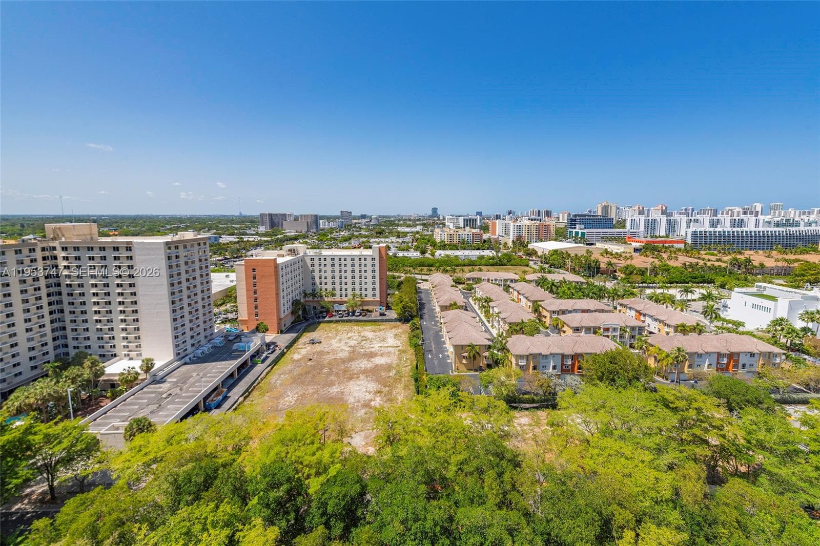 COMMODORE PLAZA CONDO · #1911 in Aventura - Photo 27