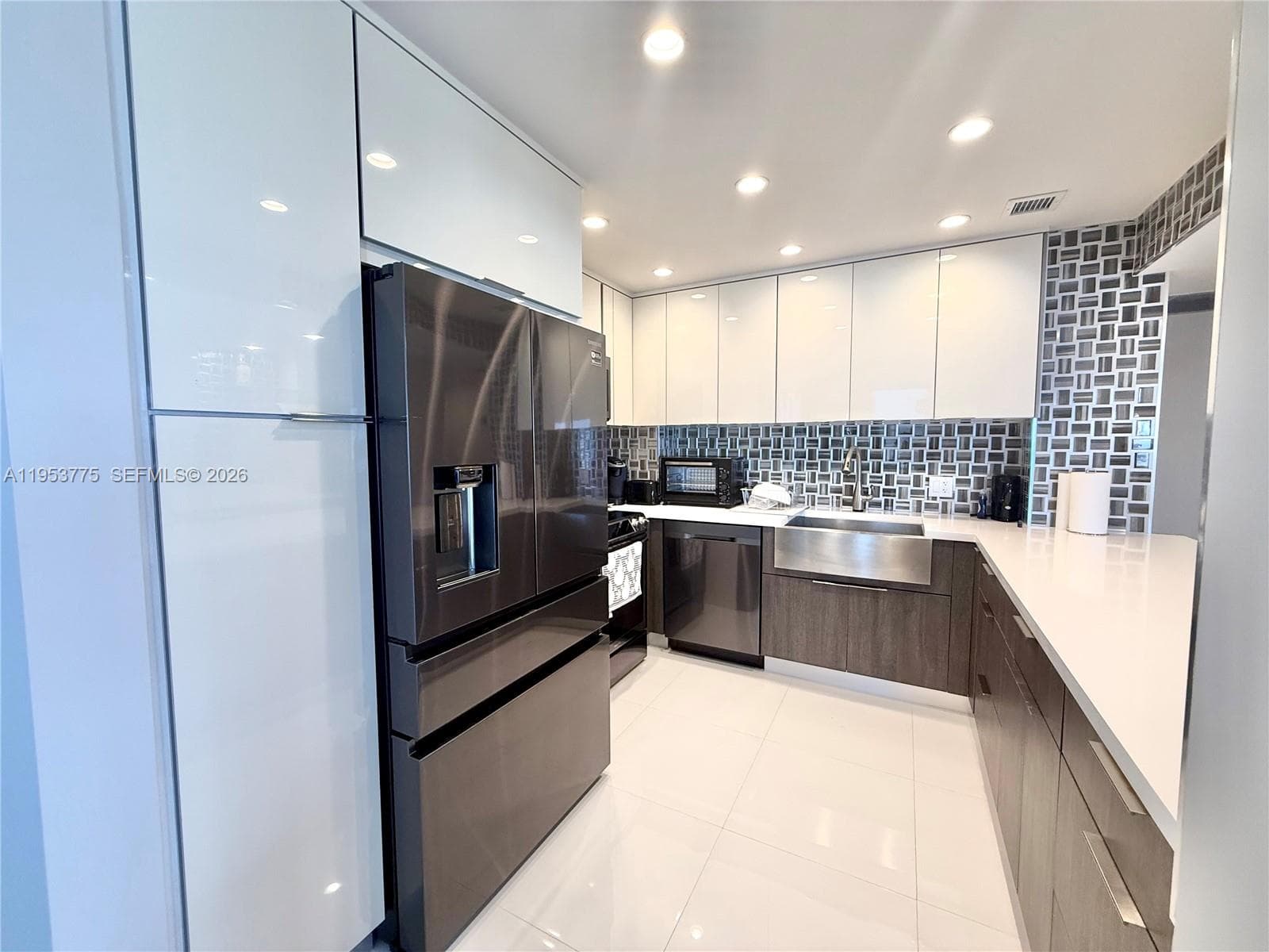 HEMISPHERES CONDO · #22P in Hallandale Beach - Photo 6