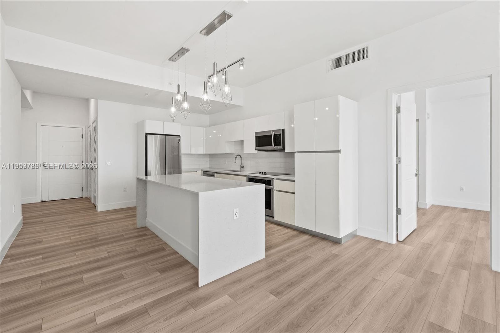 Mondrian Hallandale · #1703 in Hallandale Beach - Photo 14