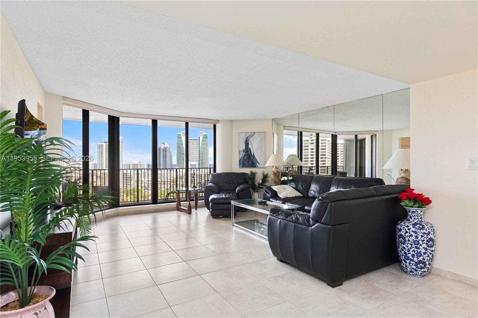 ANCHOR BAY CLUB · #417 in Hallandale Beach - Photo 7
