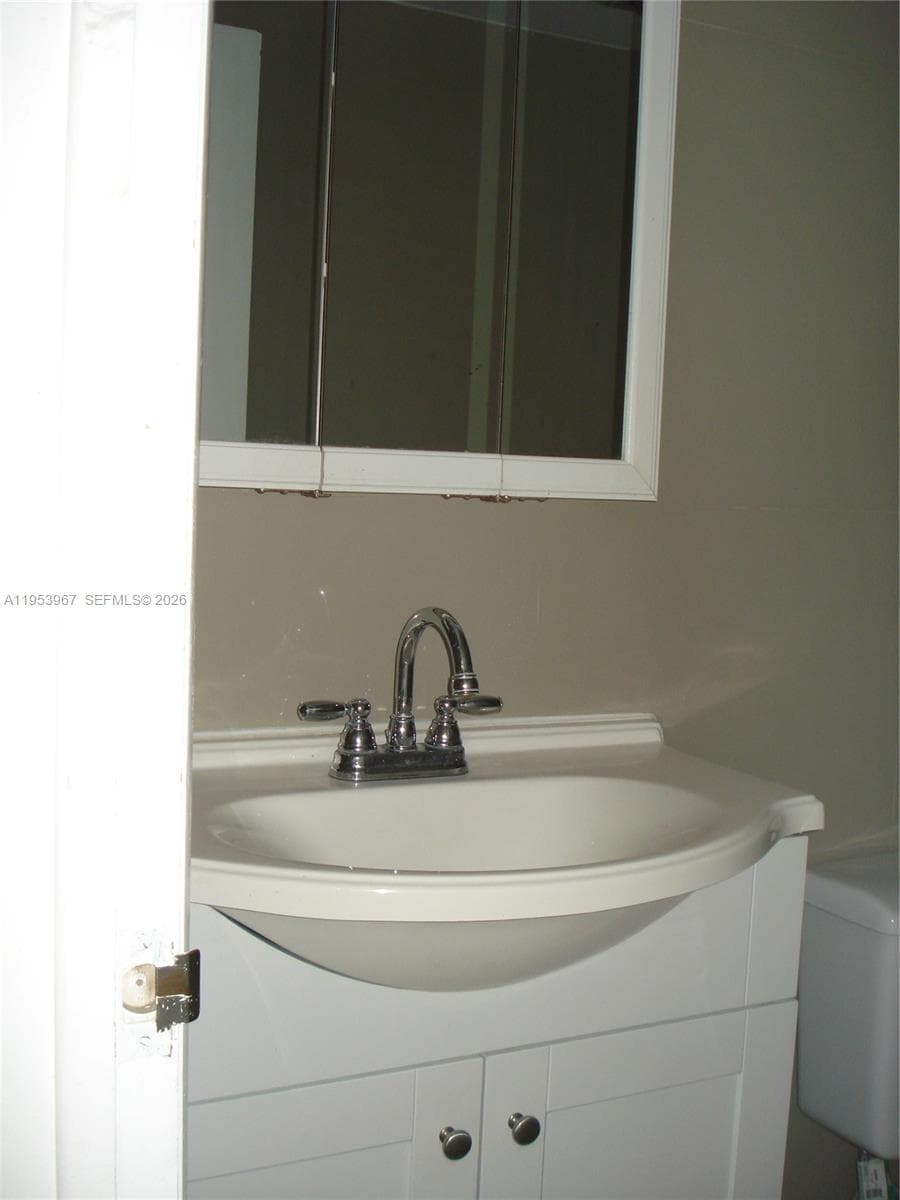 HEMISPHERE CONDO · #10P in Hallandale Beach - Photo 7