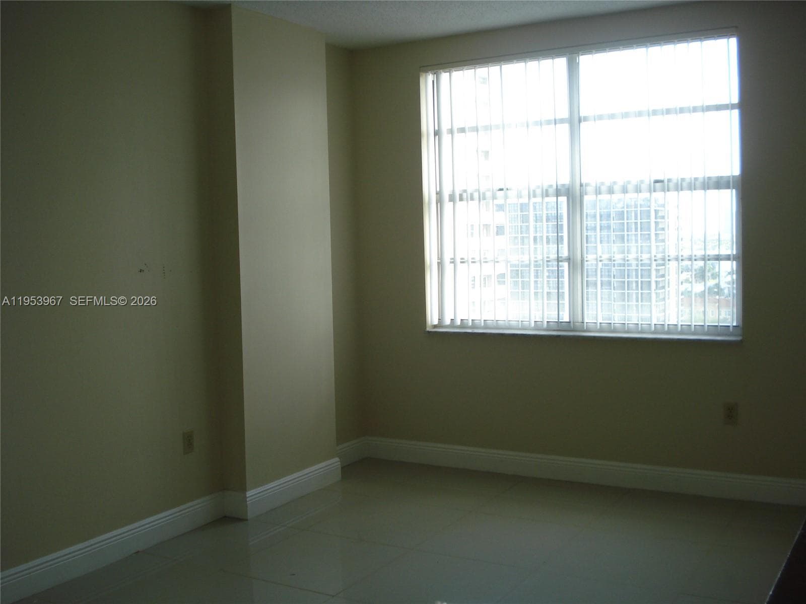 HEMISPHERE CONDO · #10P in Hallandale Beach - Photo 5