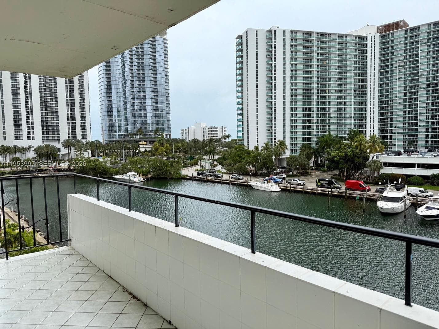 KINGS POINT IMPERIAL COND · #501 in Sunny Isles Beach - Photo 3