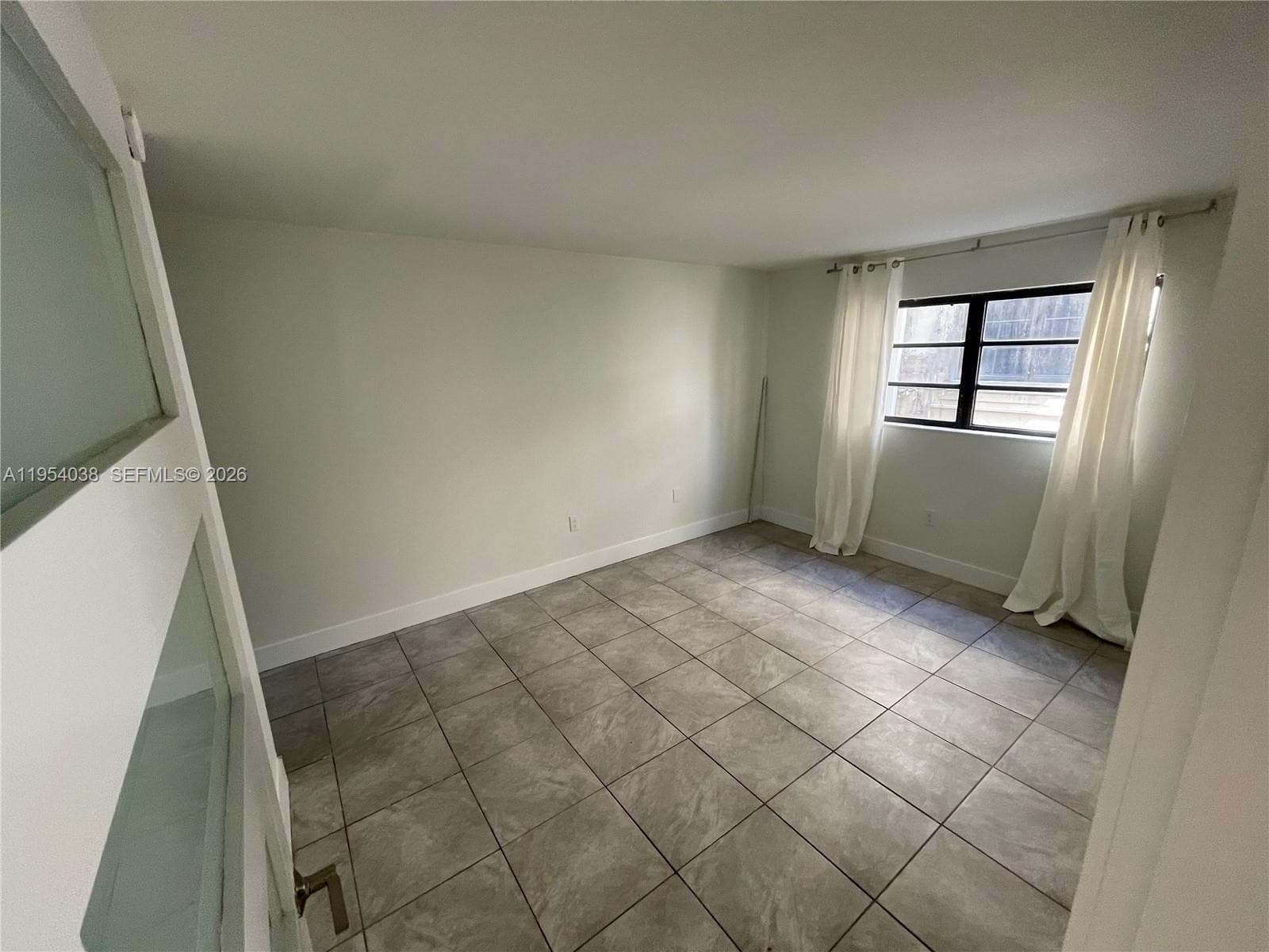 JEFFERSON GARDENS CONDO · #203 in Miami Beach - Photo 6